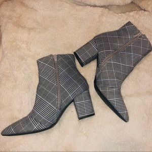 Heeled booties